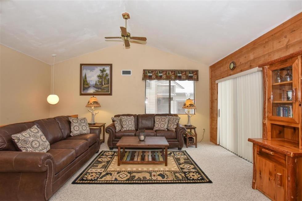 Seven Springs 1 Bedroom Premium Condo, In Out Champion