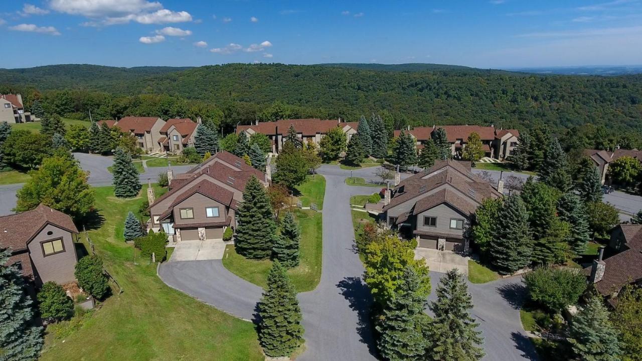 Seven Springs 1 Bedroom Premium Condo, In Out Apartment Champion